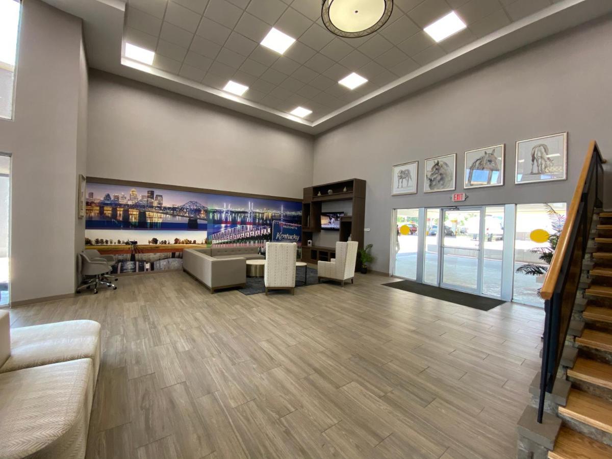 Clarion Pointe University/Expo Louisville Eksteriør bilde