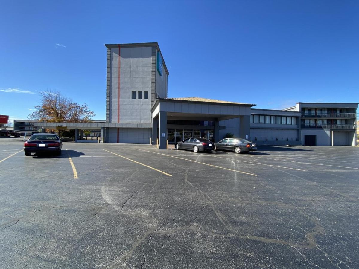 Clarion Pointe University/Expo Louisville Eksteriør bilde